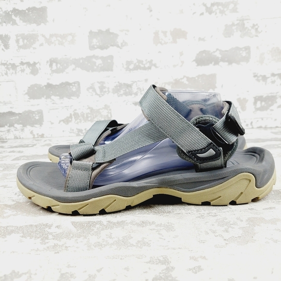 New Steve Madden Gray Hiking Outdoors Sandals A938 main image 4